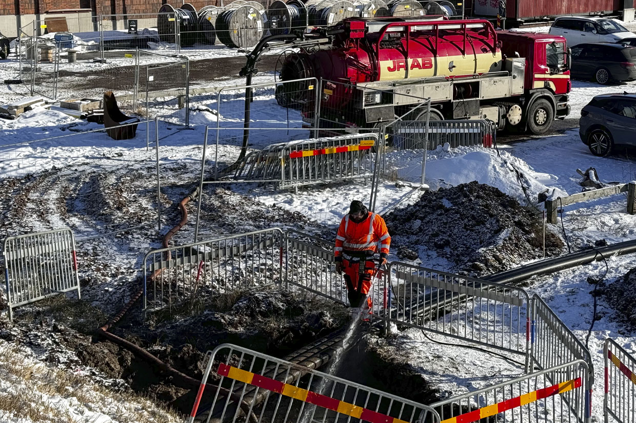 Spolbil i Huskvarna vid ledningsarbete, borrkax. Sebastian på JRAB. Jönköping Energi.